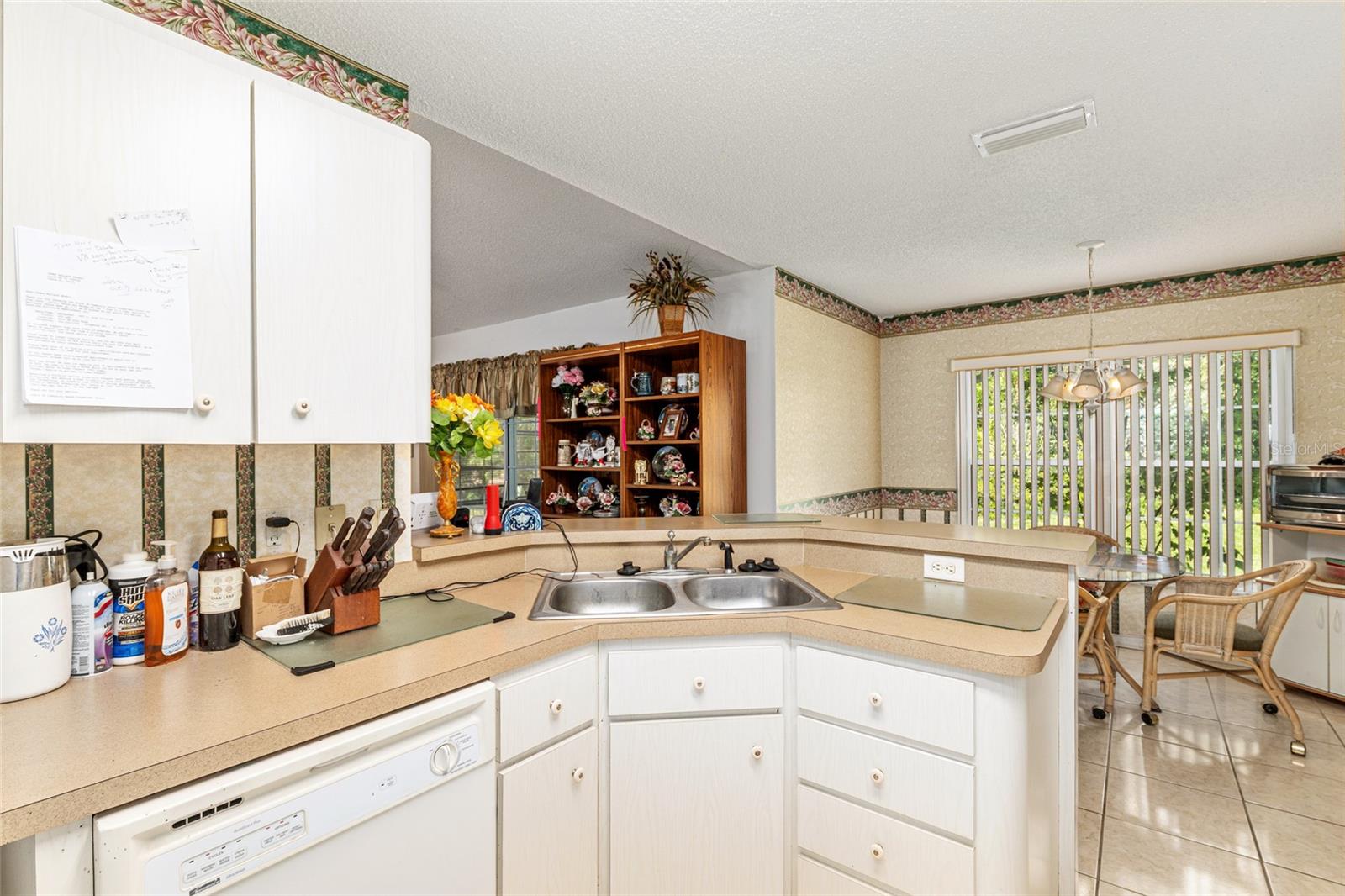 Image 19 of 74 For 11123 53rd Circle