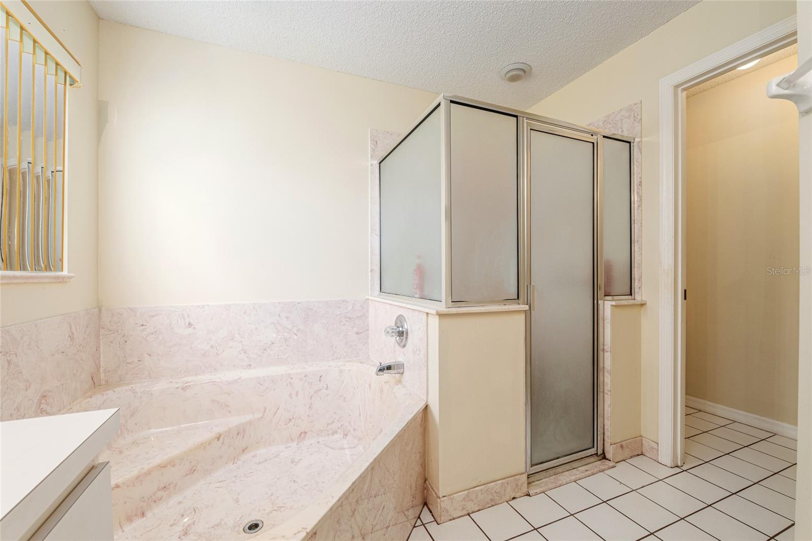 Image 29 of 74 For 11123 53rd Circle