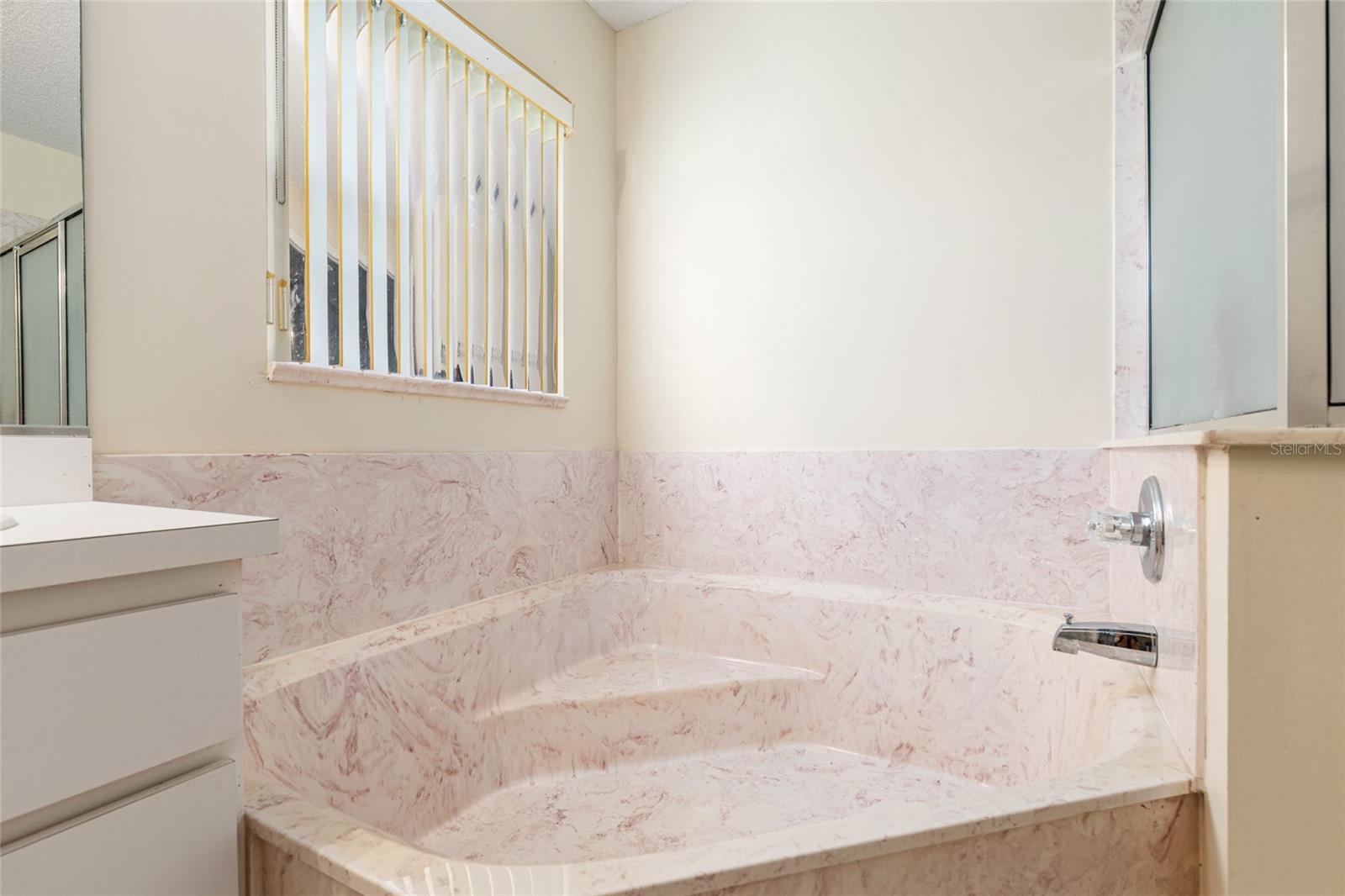 Image 30 of 74 For 11123 53rd Circle