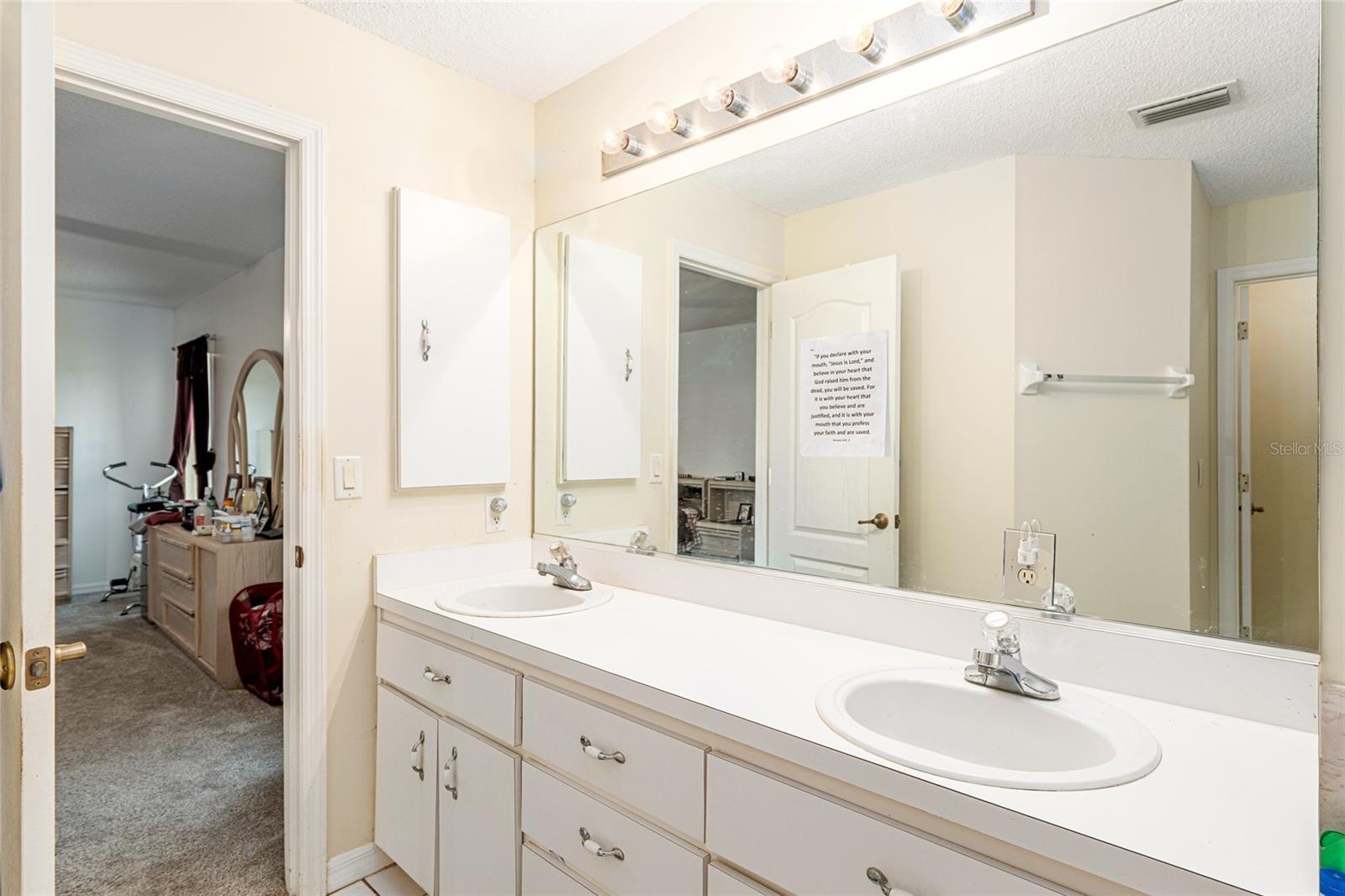 Image 34 of 74 For 11123 53rd Circle