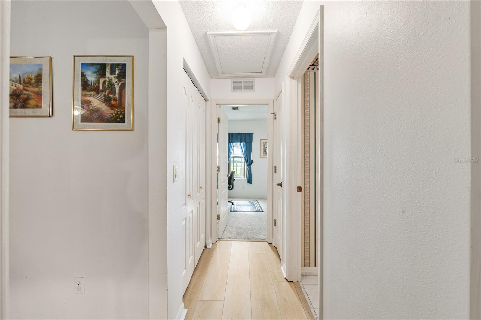 Image 38 of 74 For 11123 53rd Circle