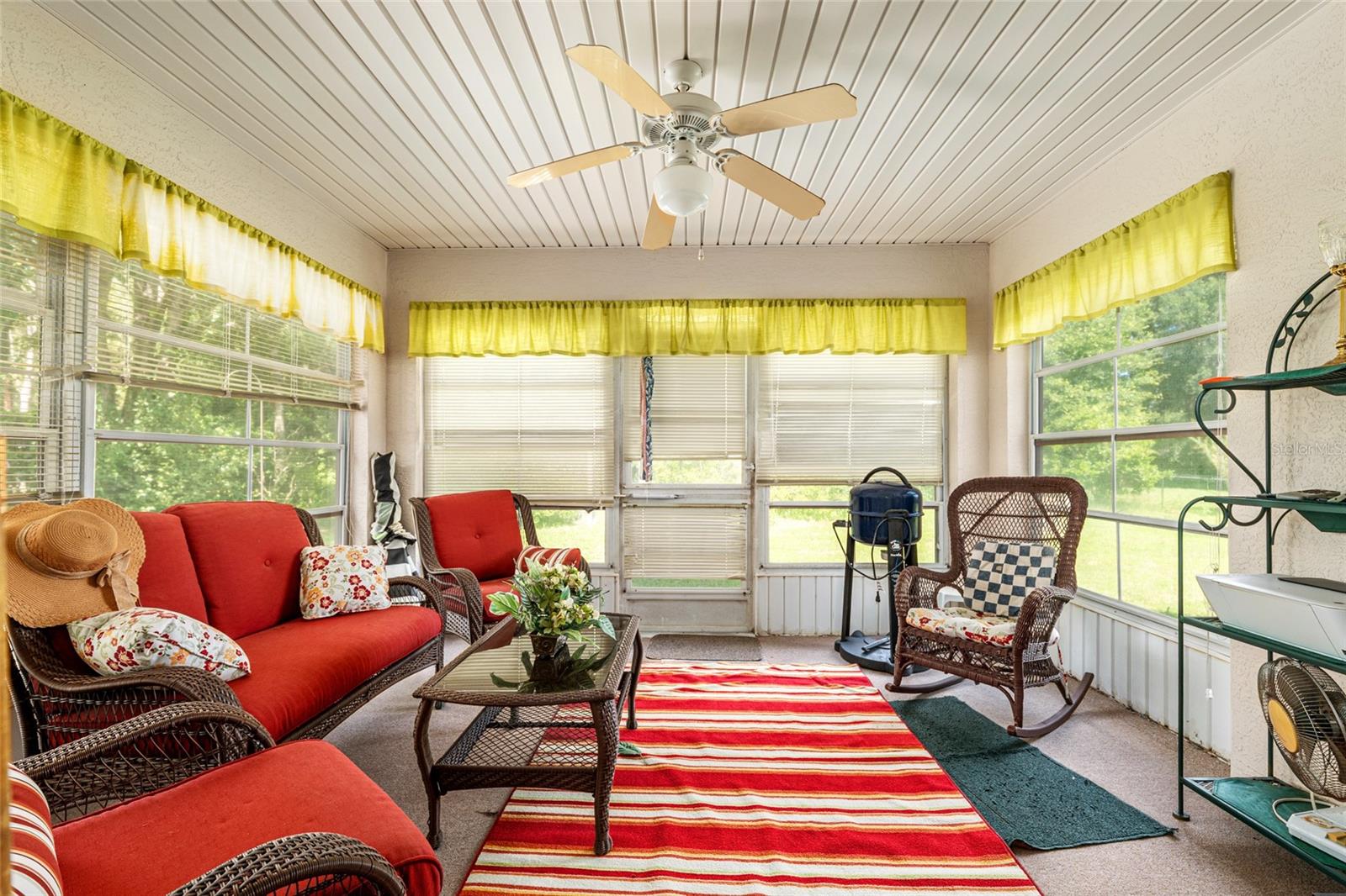 Image 44 of 74 For 11123 53rd Circle