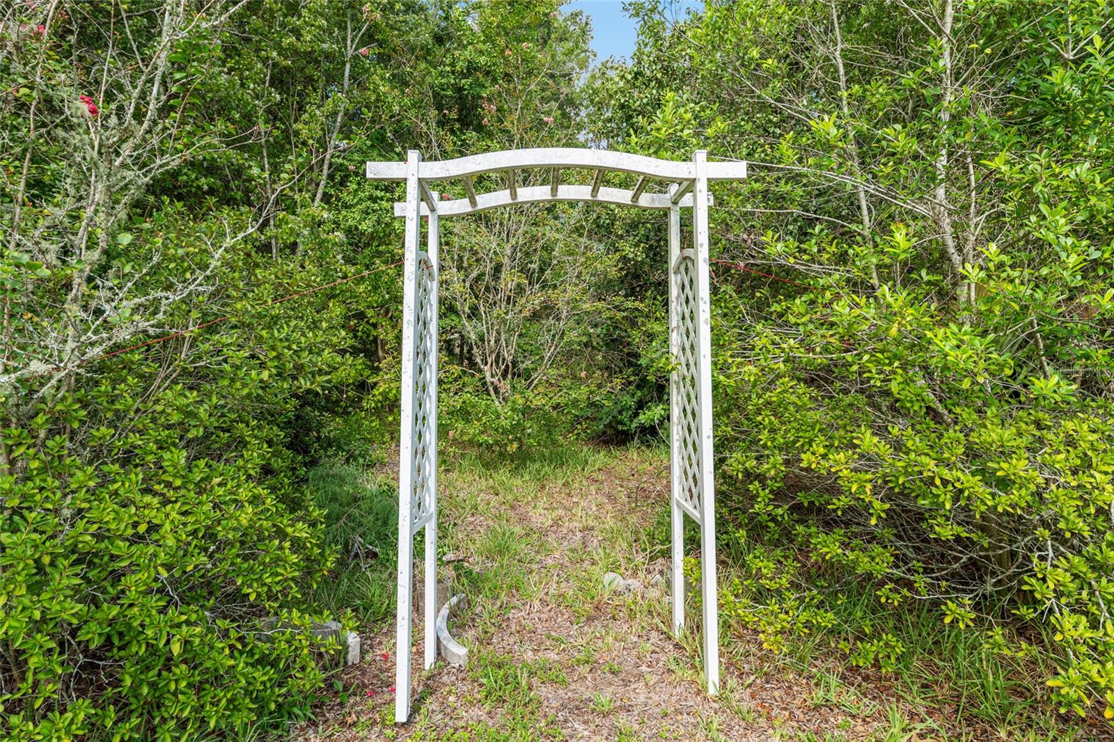 Image 54 of 74 For 11123 53rd Circle