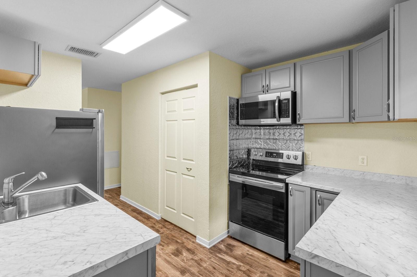 Image 17 of 33 For 3931 193rd Place
