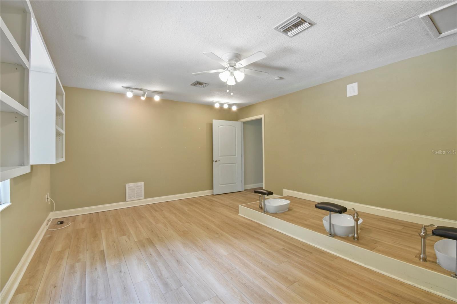 Image 14 of 31 For 2706 Old Moultrie Road