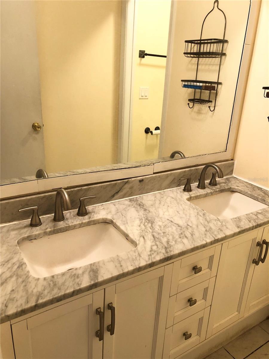 Image 13 of 15 For 3600 19th Avenue 19-d