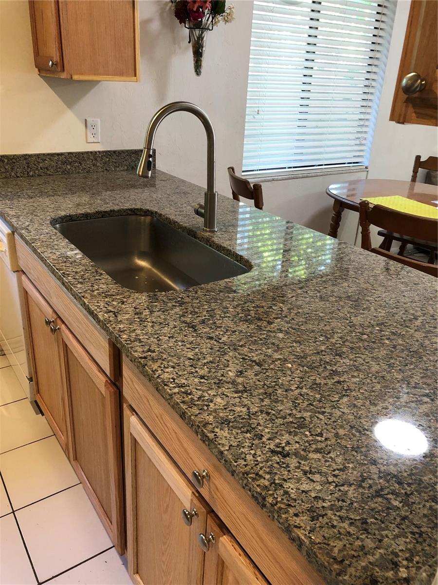 Image 4 of 15 For 3600 19th Avenue 19-d