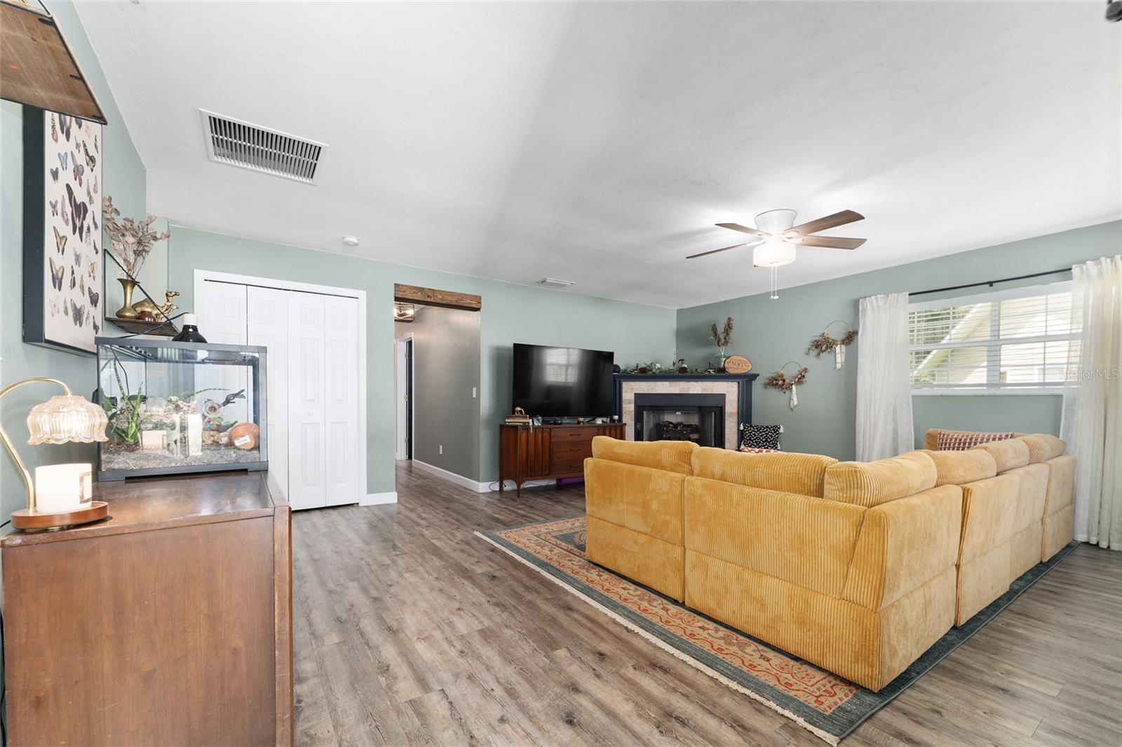 Image 3 of 32 For 8417 62nd Lane