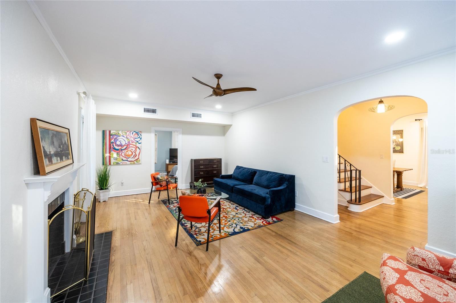 Image 14 of 68 For 425 Boulevard