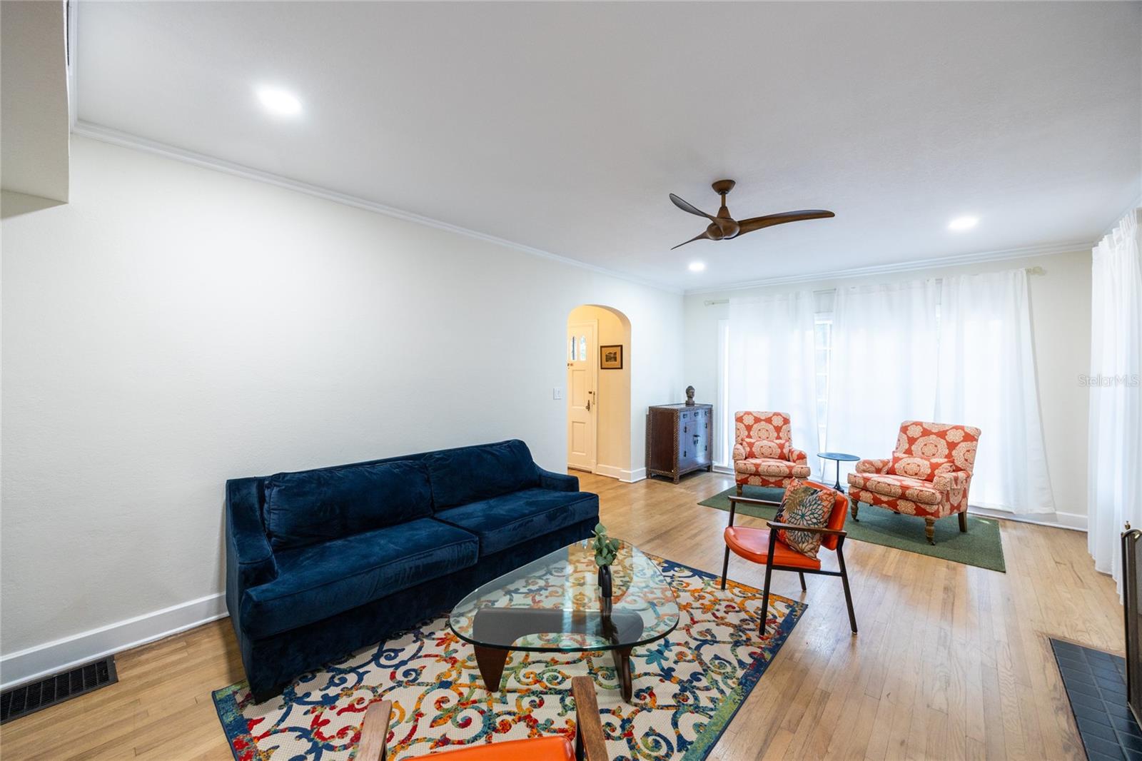 Image 15 of 68 For 425 Boulevard