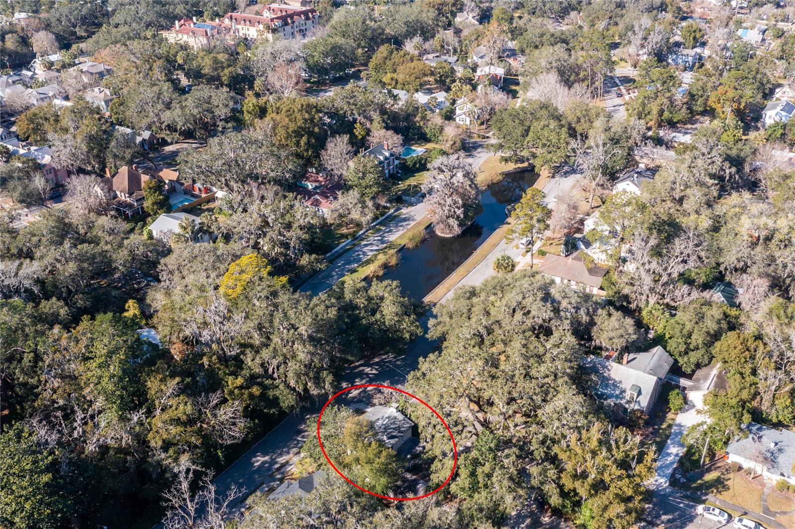 Image 4 of 68 For 425 Boulevard