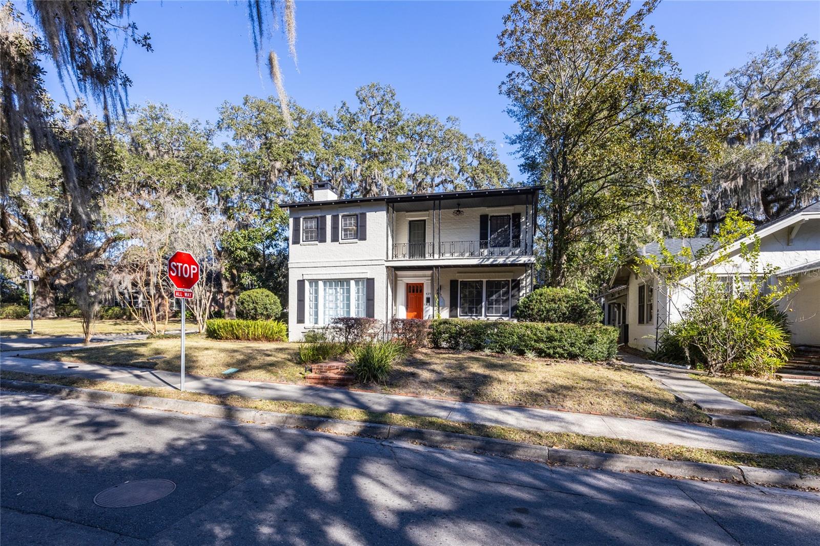 Image 7 of 68 For 425 Boulevard