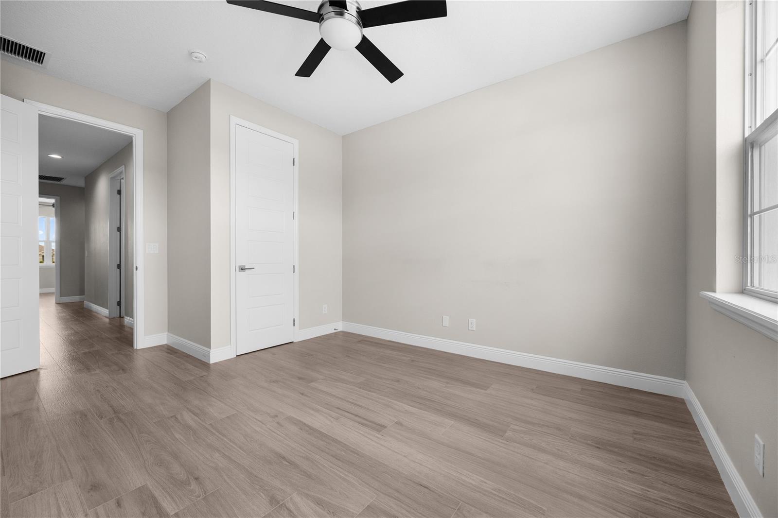 Image 21 of 28 For 8715 18th Circle