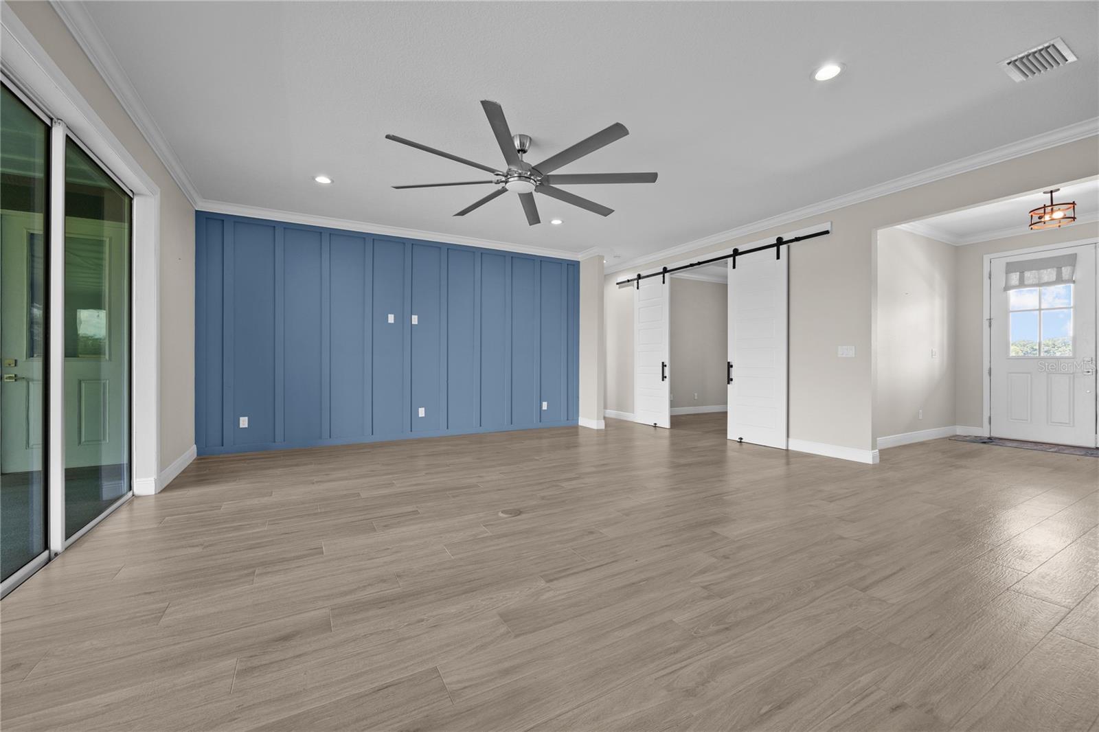 Image 6 of 28 For 8715 18th Circle