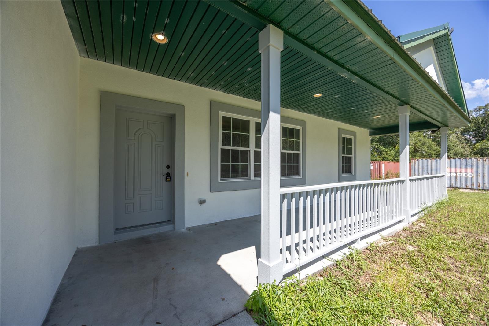Image 33 of 66 For 913 Coles Court