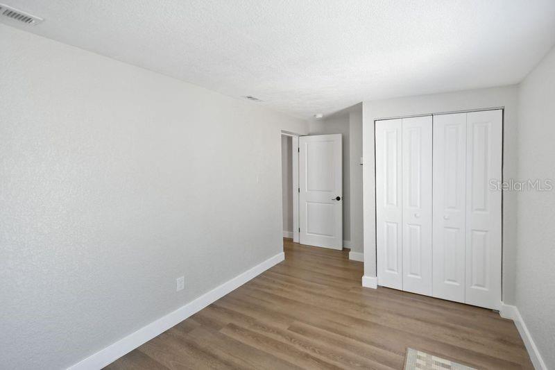 Image 18 of 25 For 418 40th Avenue S