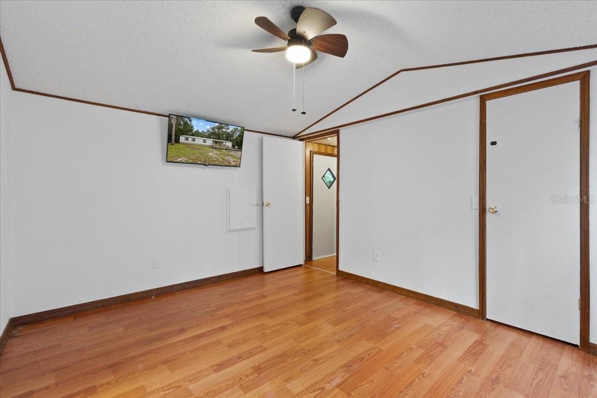 Image 8 of 37 For 9712 58th Street
