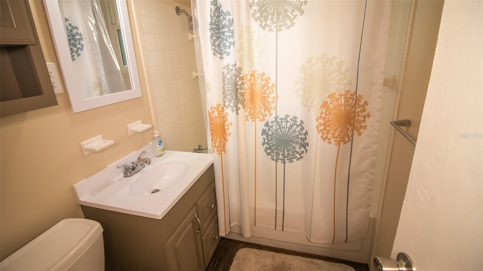 Image 20 of 33 For 7915 Breezy Point Road W
