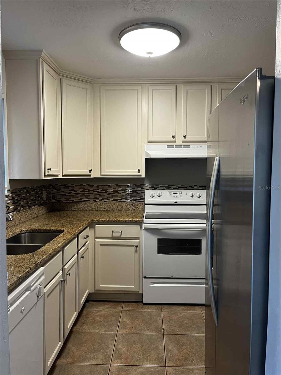 Image 3 of 19 For 2300 43rd Street H3