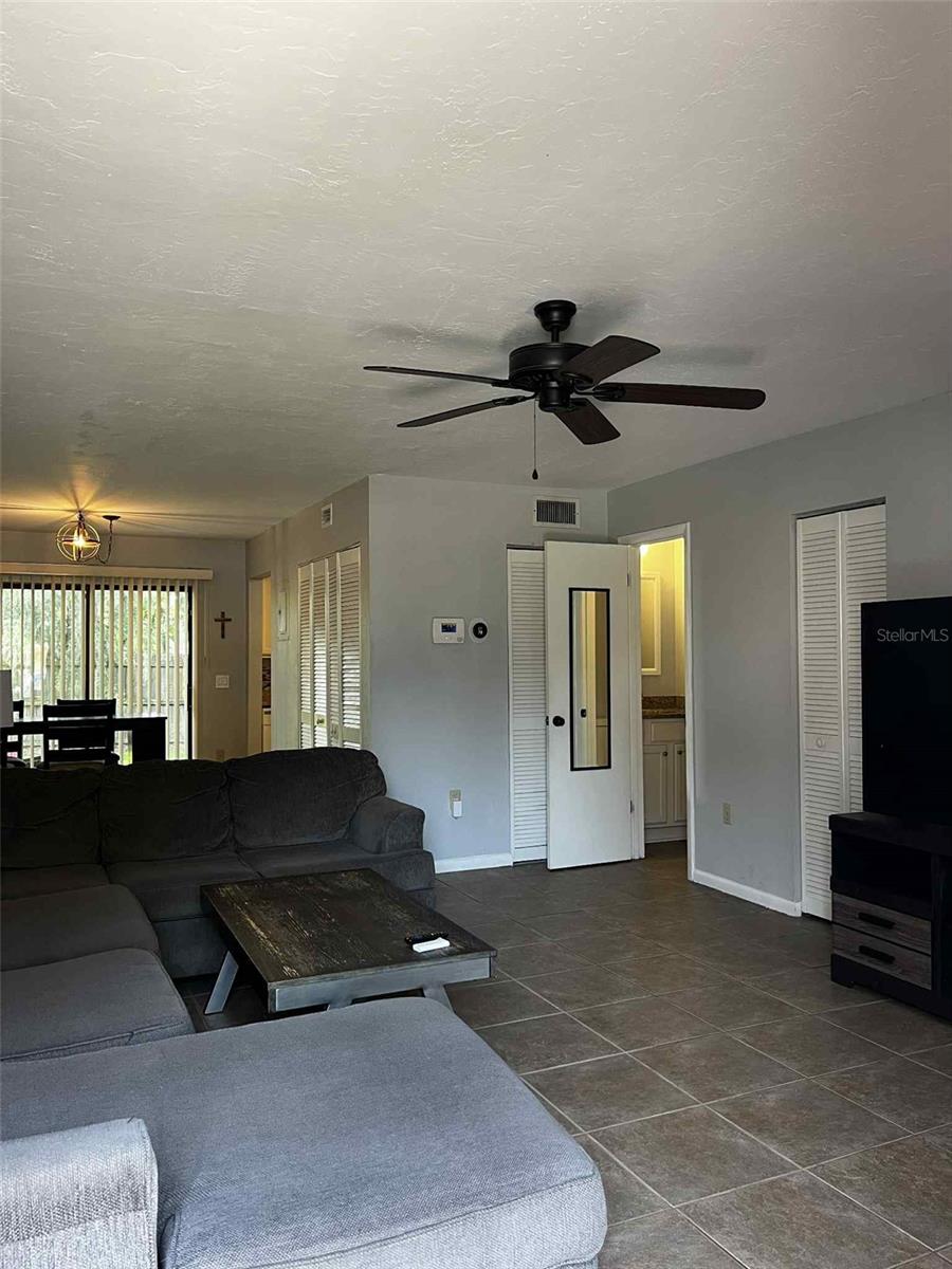 Image 9 of 19 For 2300 43rd Street H3