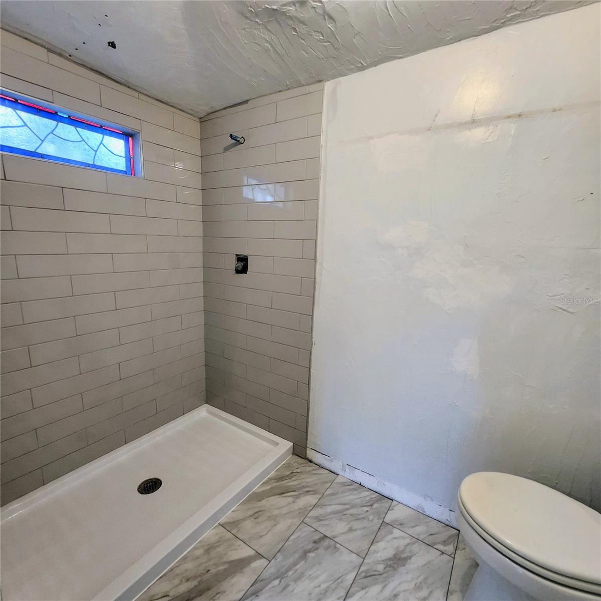 Image 9 of 15 For 809 4th Avenue
