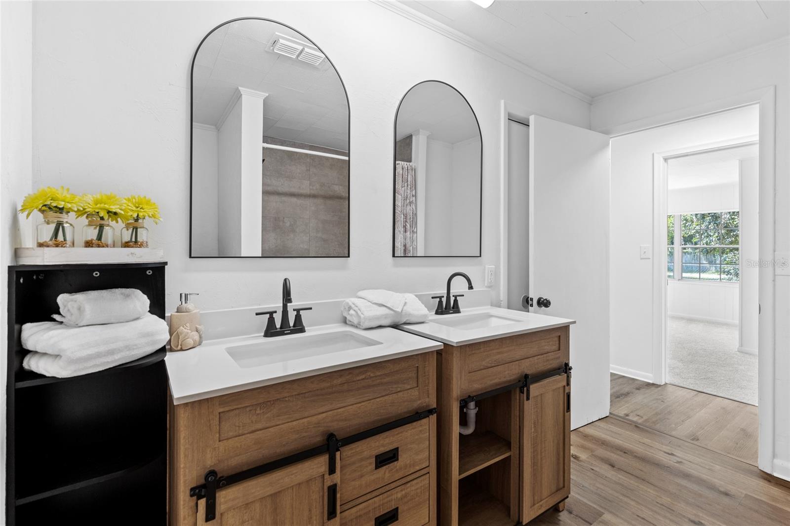 Image 17 of 47 For 17081 139th Avenue