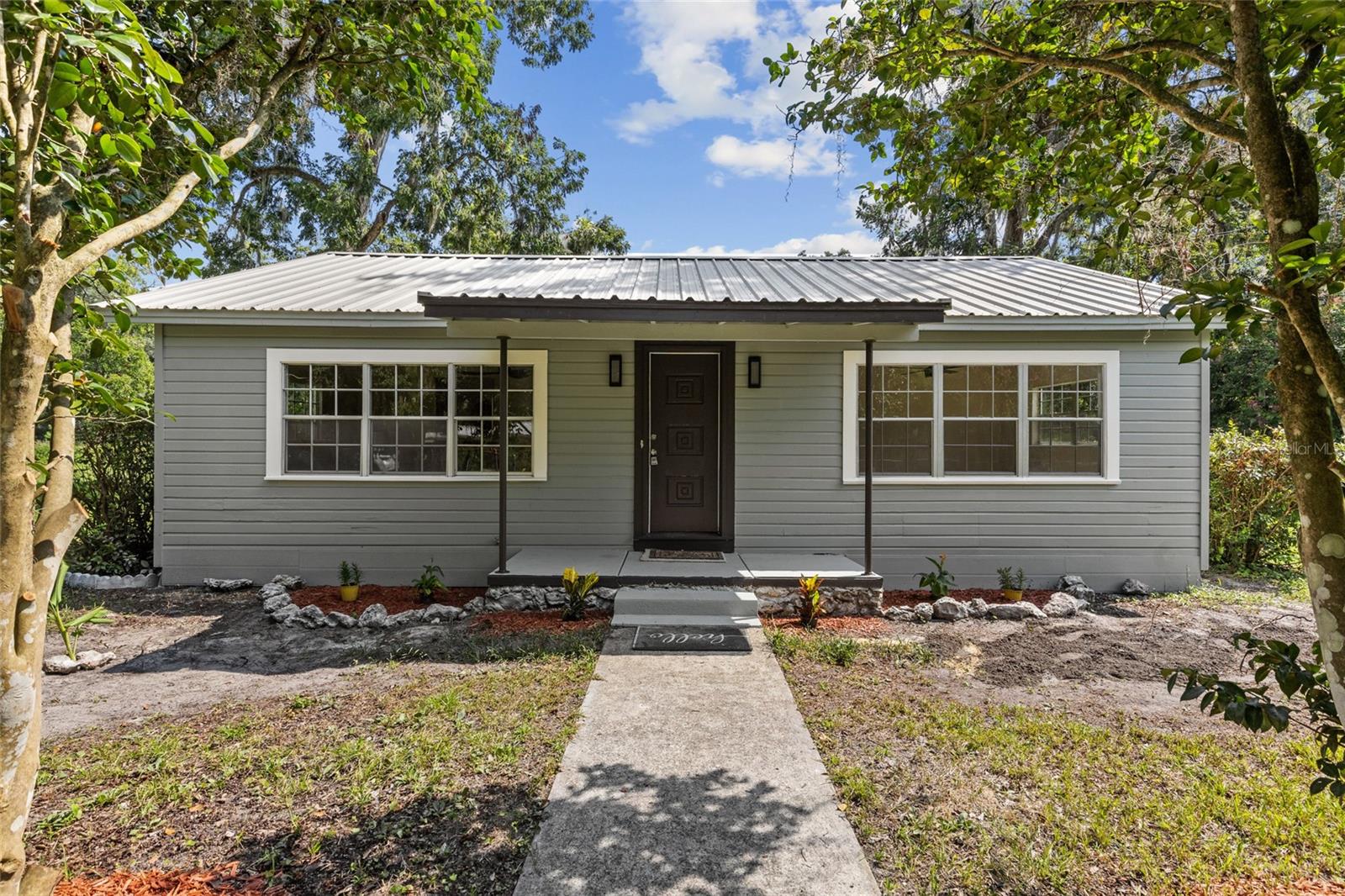 Image 2 of 47 For 17081 139th Avenue