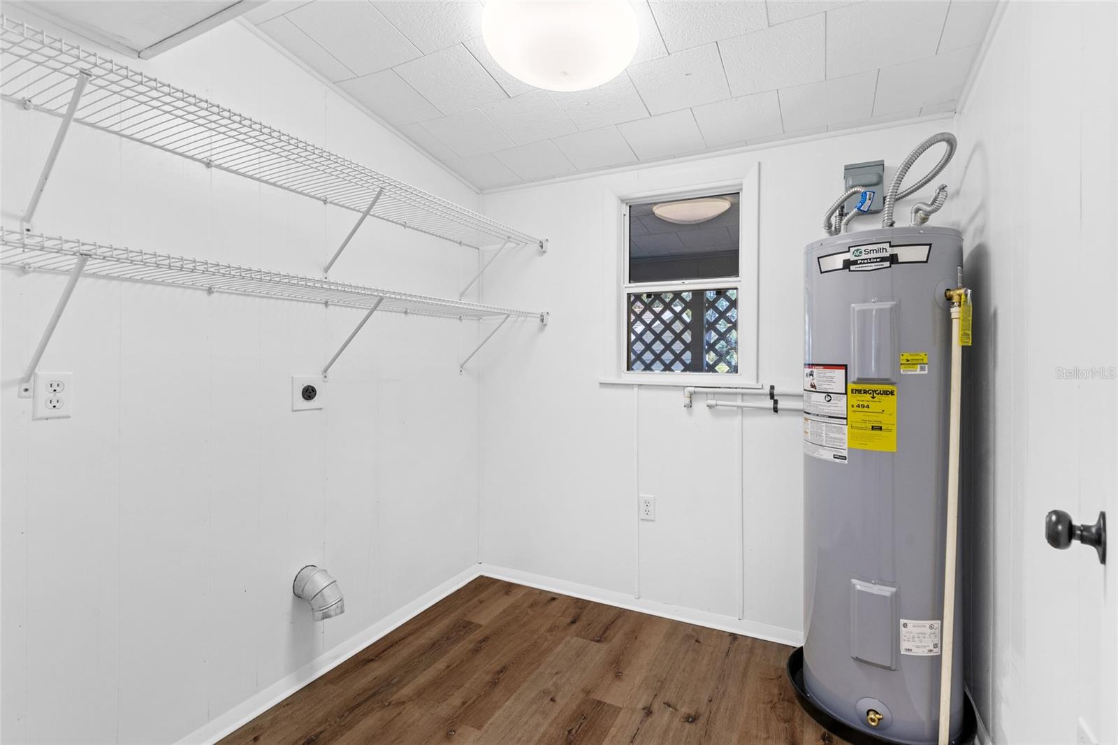 Image 25 of 47 For 17081 139th Avenue