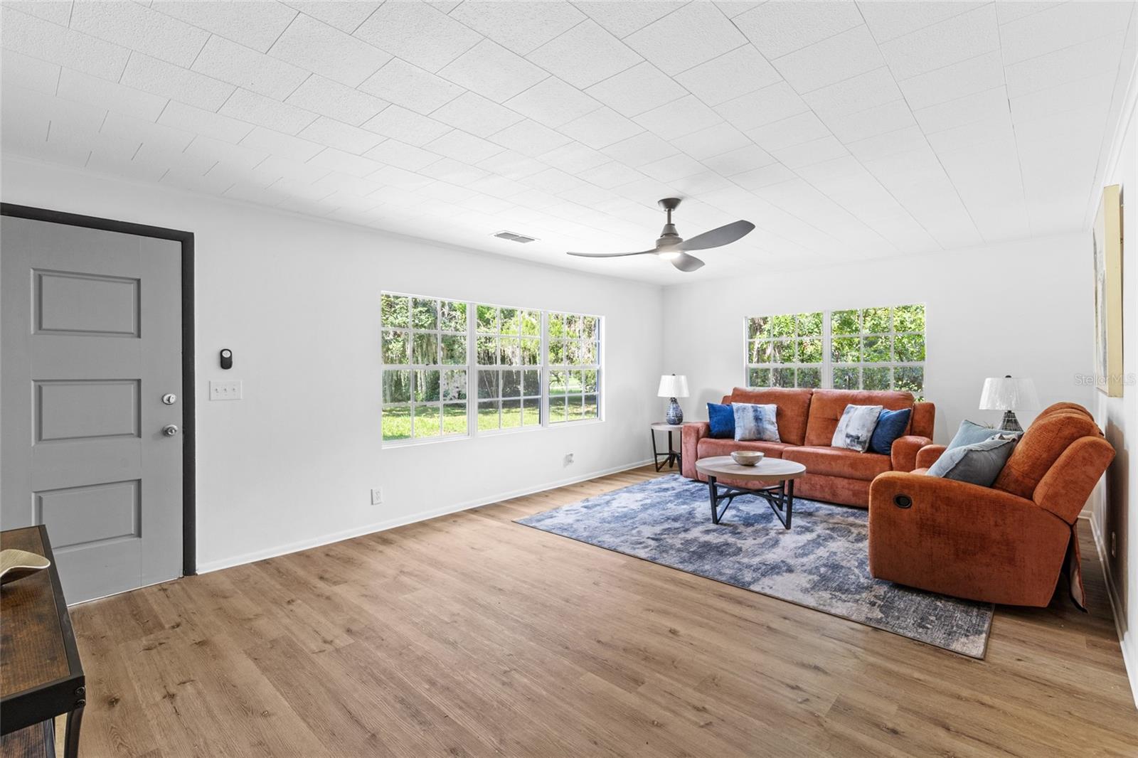 Image 4 of 47 For 17081 139th Avenue