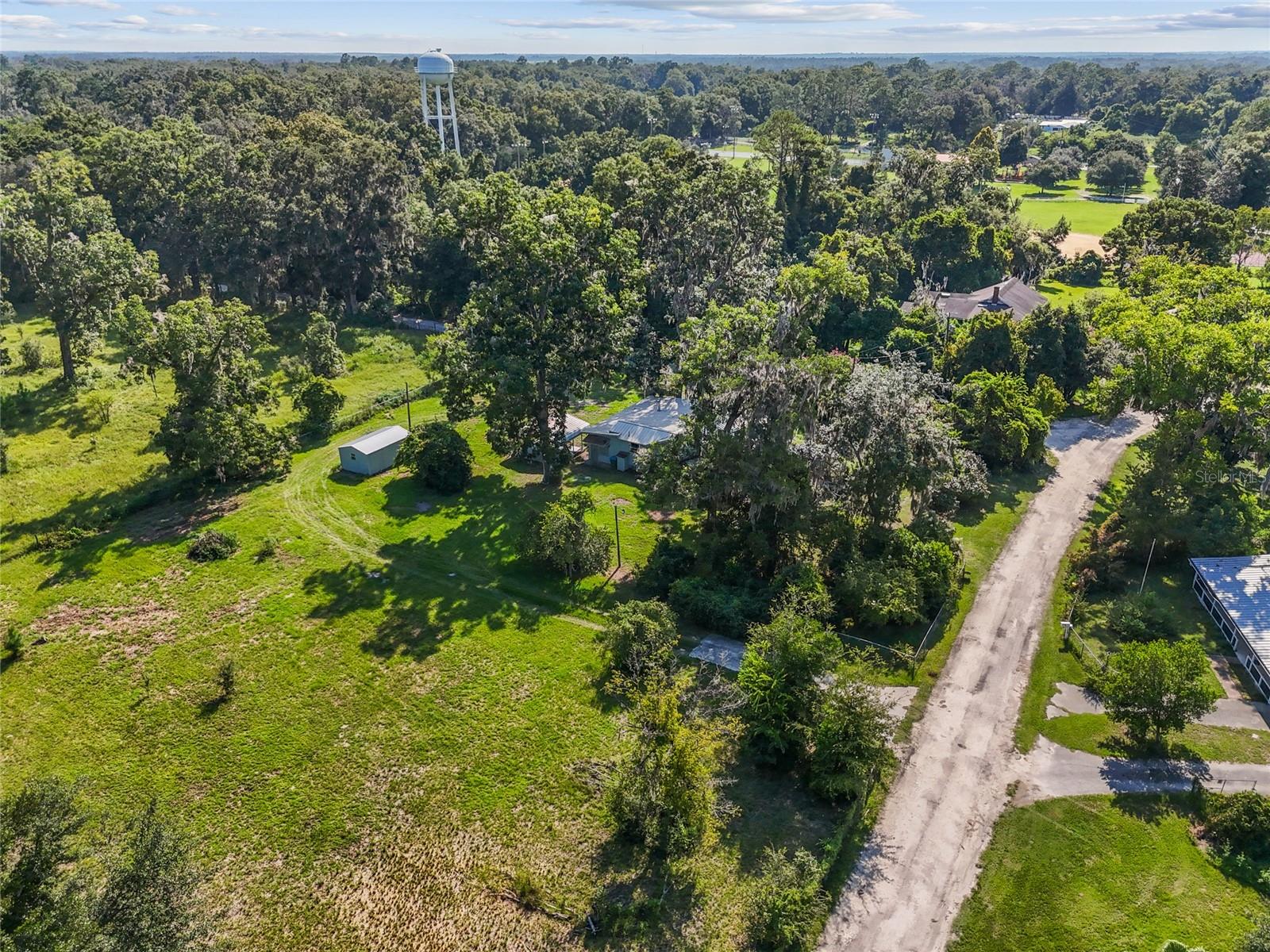 Image 40 of 47 For 17081 139th Avenue