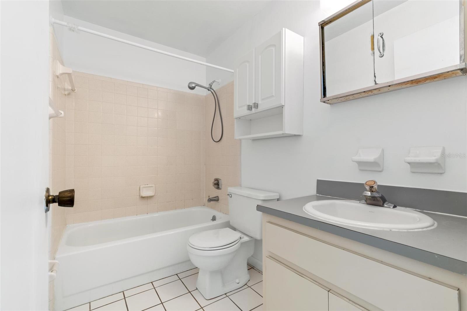 Image 14 of 28 For 2635 35th Place 506