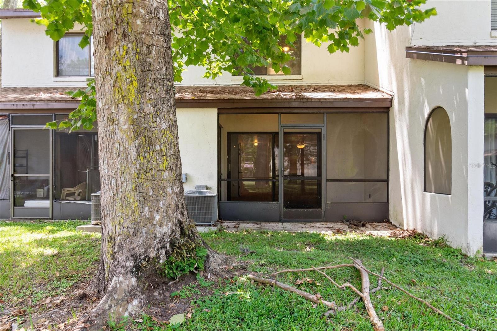 Image 17 of 28 For 2635 35th Place 506