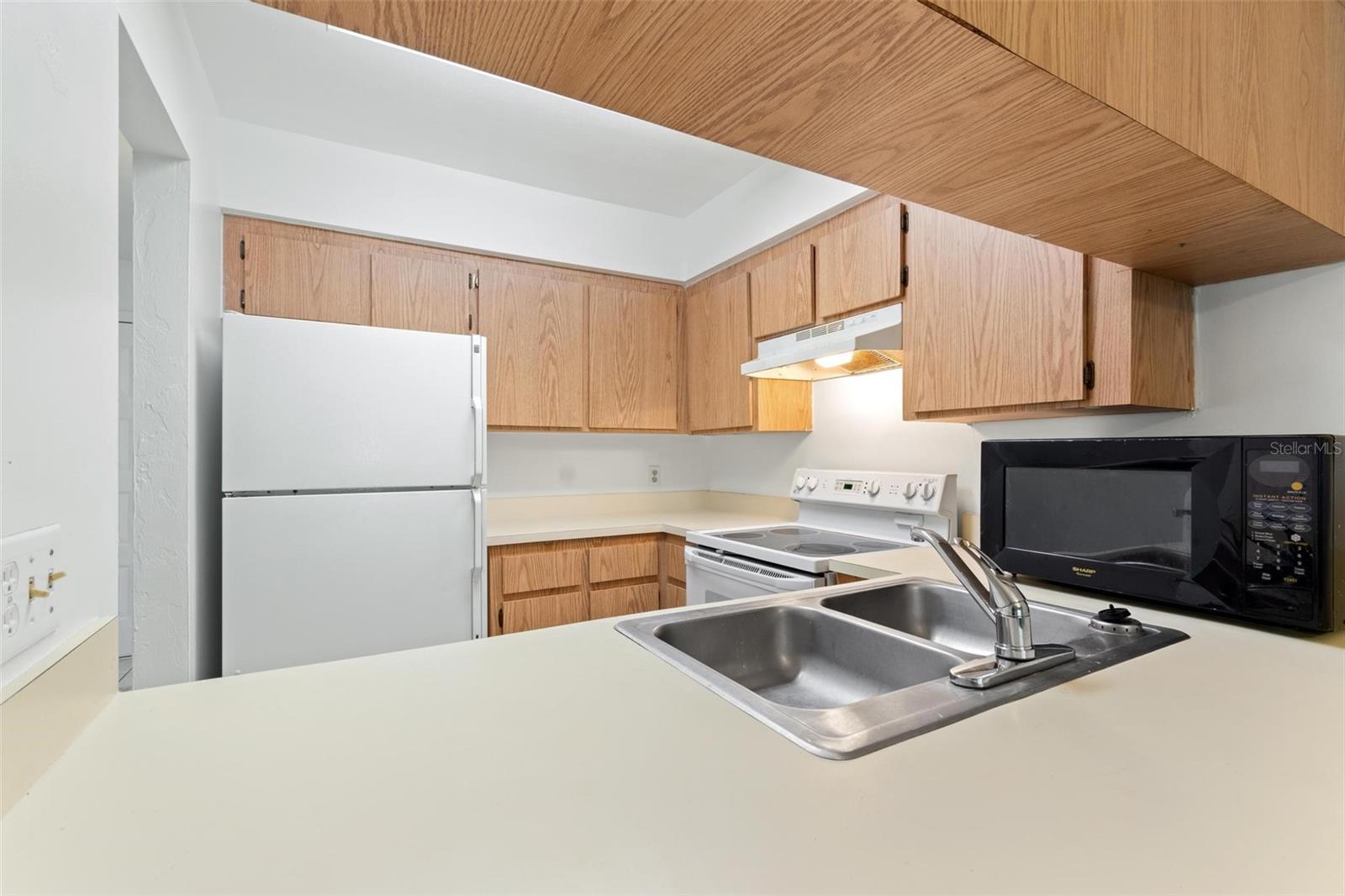 Image 18 of 28 For 2635 35th Place 506