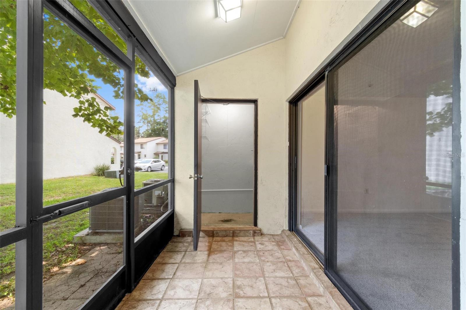 Image 19 of 28 For 2635 35th Place 506