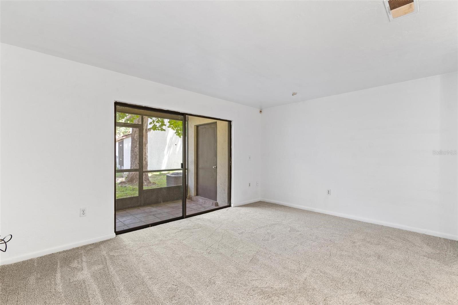 Image 3 of 28 For 2635 35th Place 506