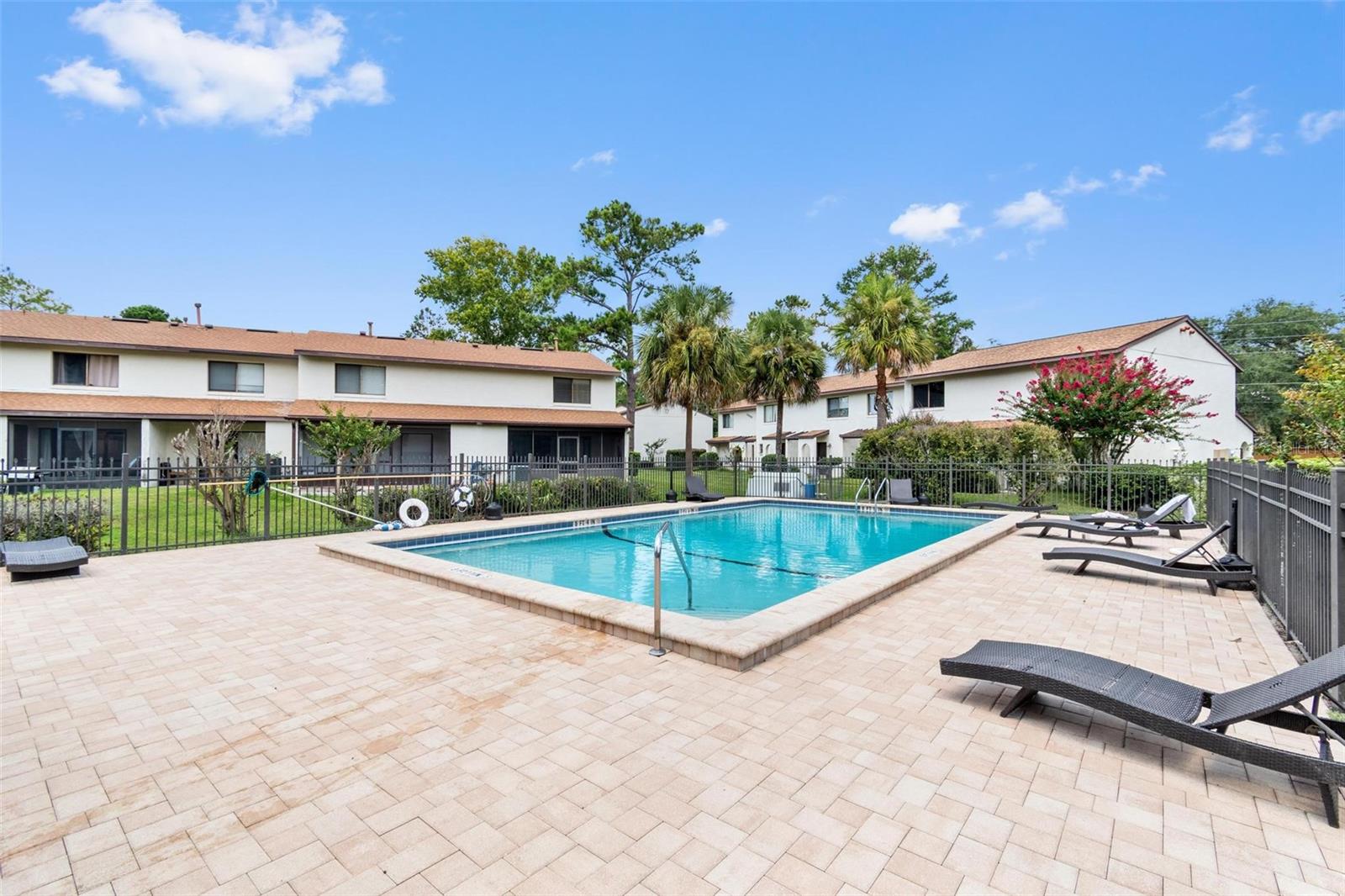 Image 9 of 28 For 2635 35th Place 506