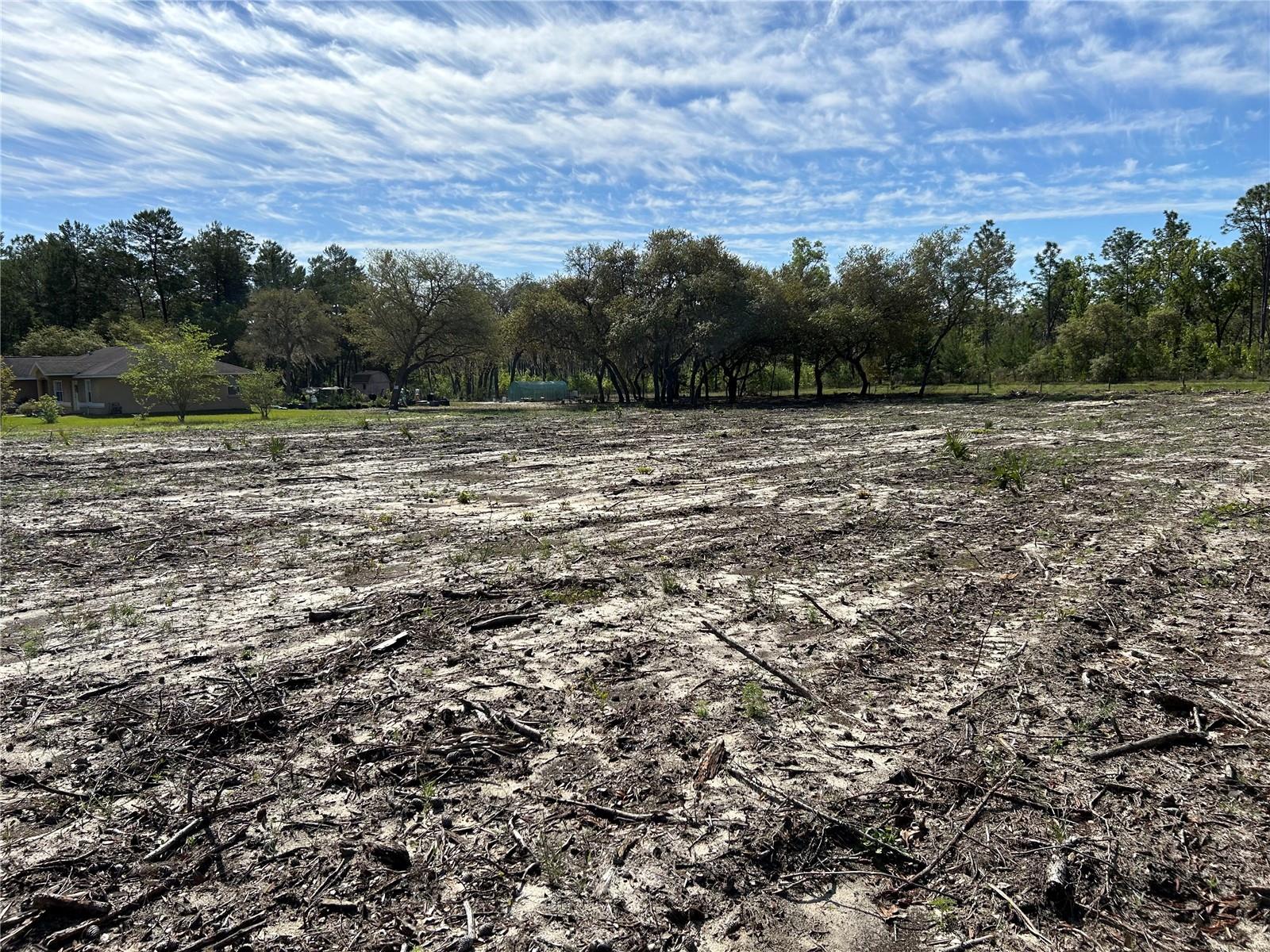 Image 2 of 4 For 4298 179 Place