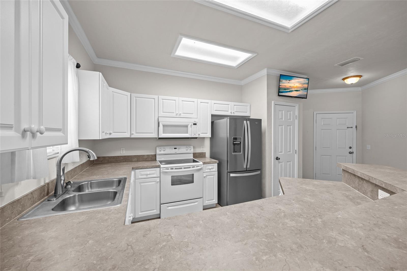 Image 5 of 22 For 7958 49th Way