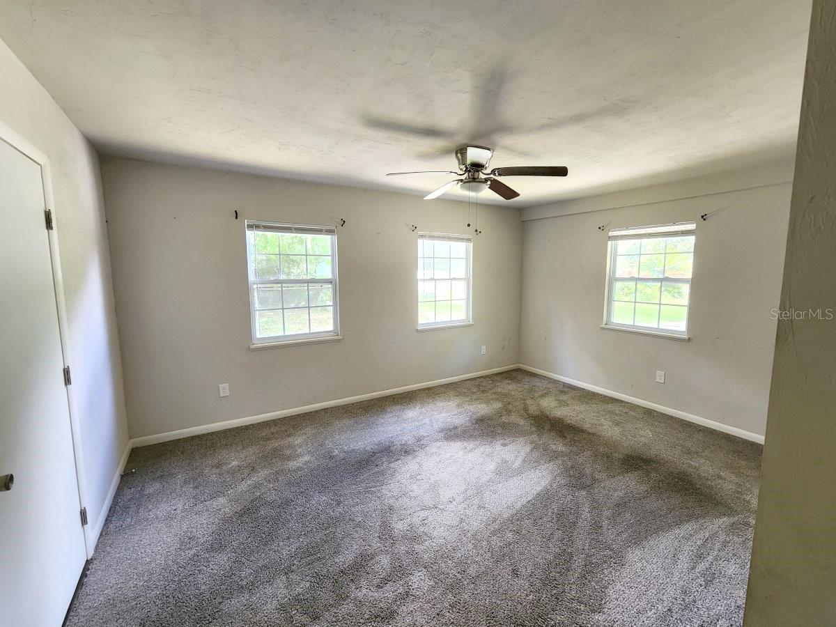 Image 6 of 7 For 1621 23rd Lane