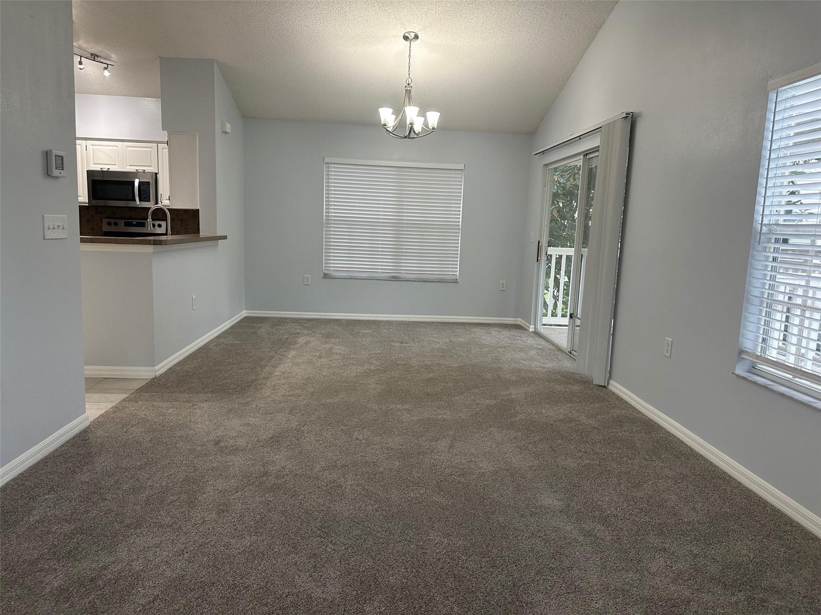 Image 3 of 24 For 10000 52nd Avenue Z154