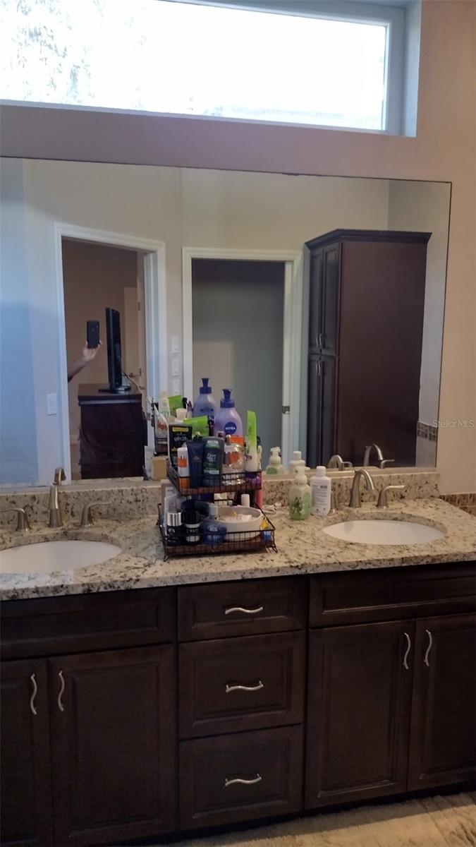Image 10 of 33 For 7219 37th Road