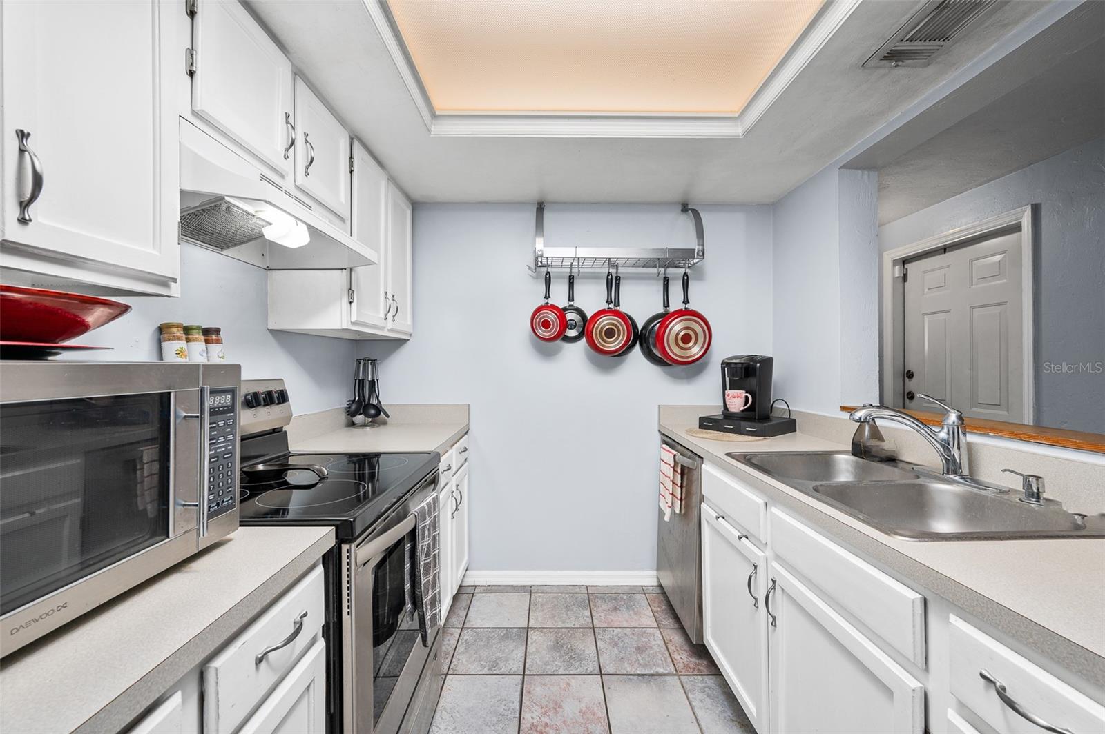 Image 10 of 37 For 921 57th Drive