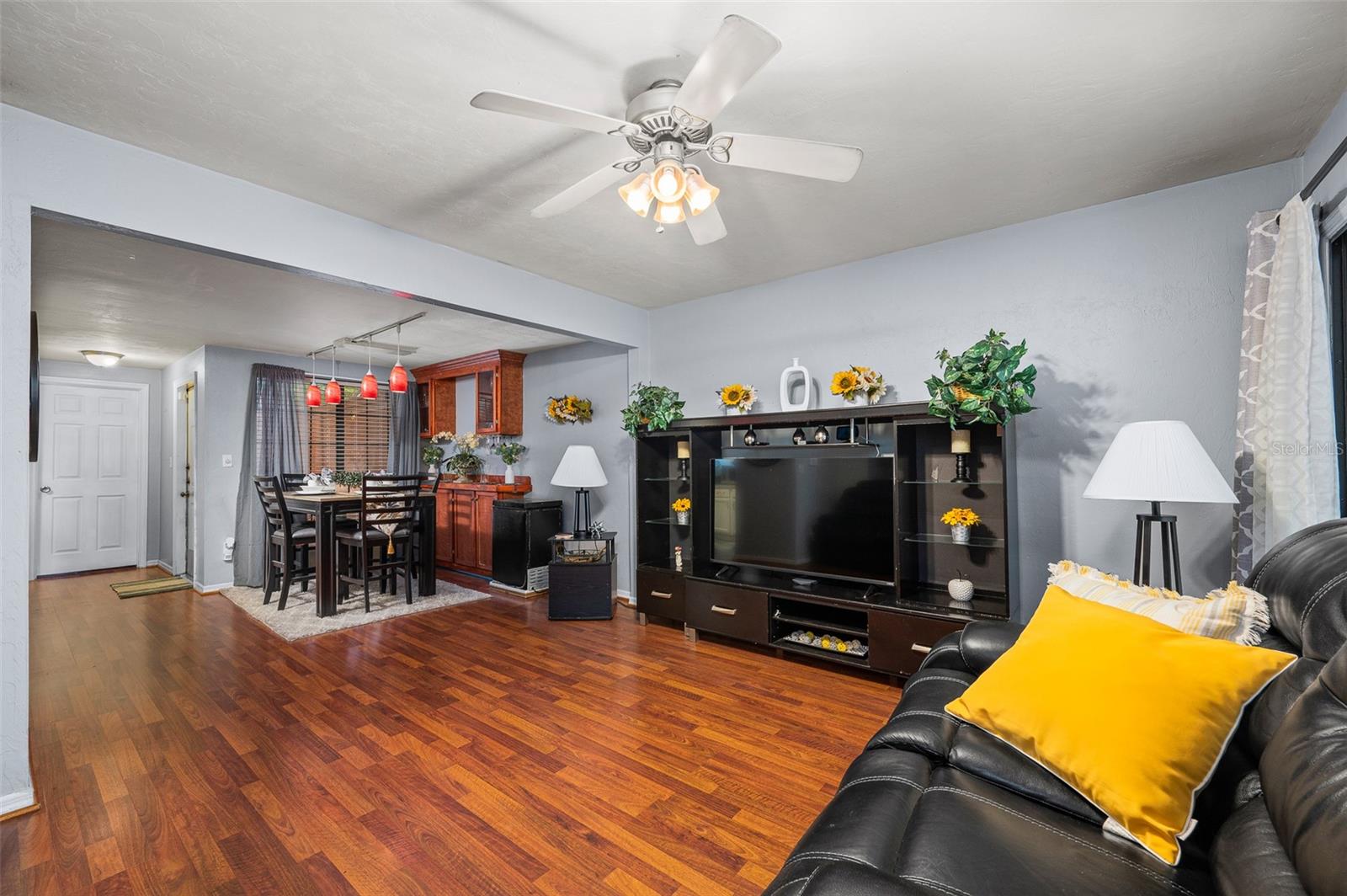 Image 7 of 37 For 921 57th Drive