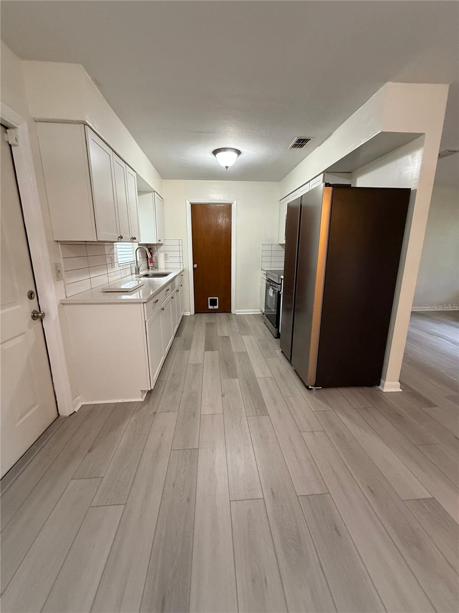 Image 10 of 40 For 15615 138th Drive