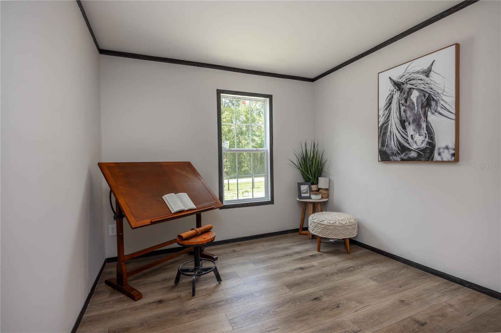 Image 11 of 35 For 549 Hawaii Terrace