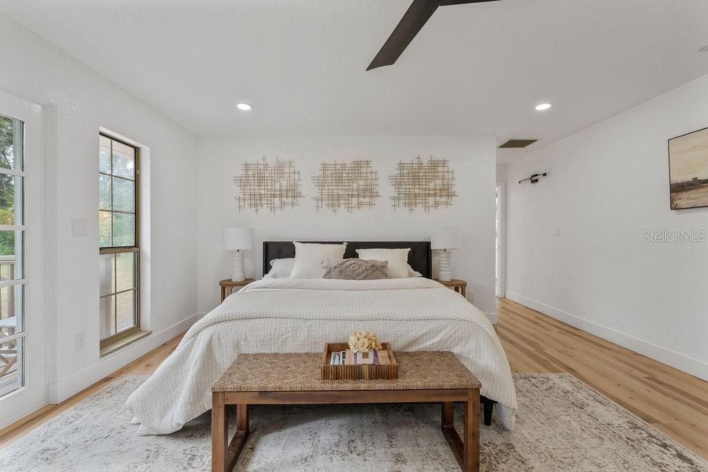 Image 28 of 36 For 3731 17th Lane