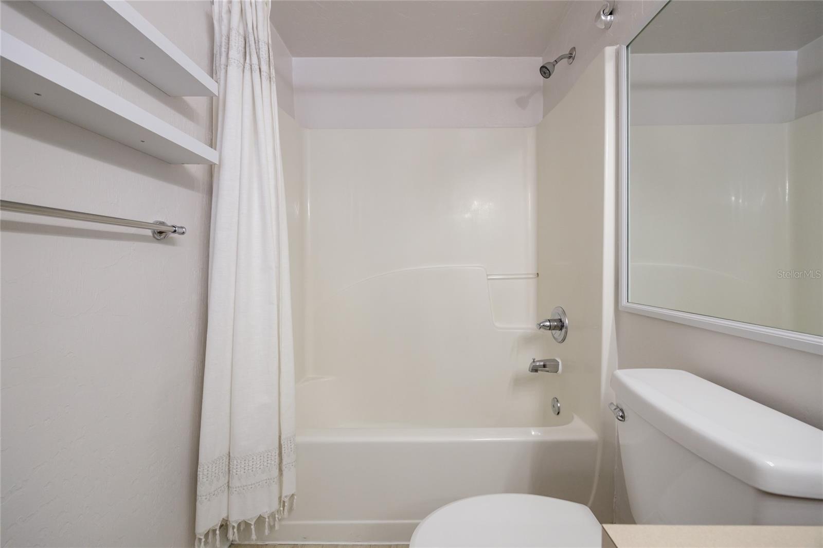 Image 26 of 38 For 4415 34th Street 705