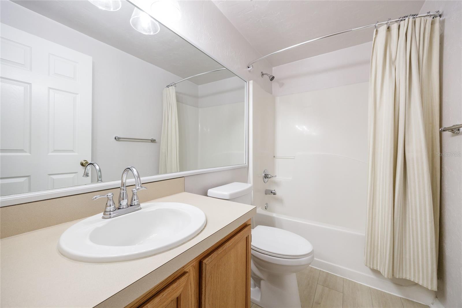 Image 31 of 38 For 4415 34th Street 705