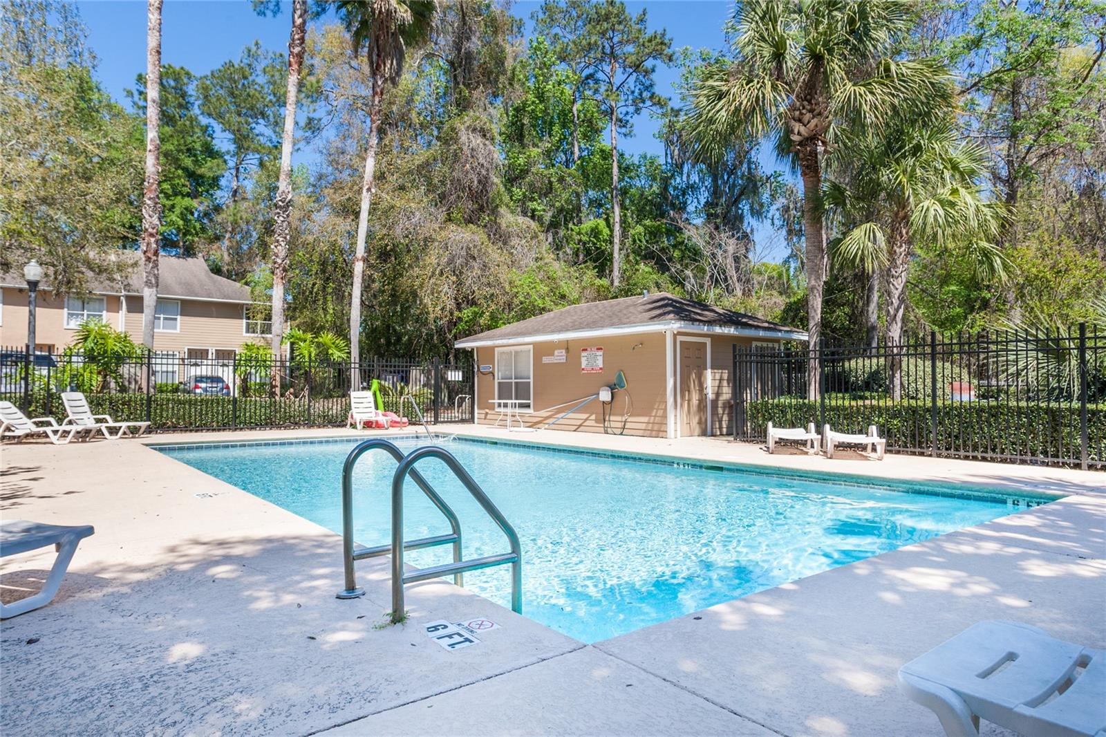 Image 35 of 38 For 4415 34th Street 705