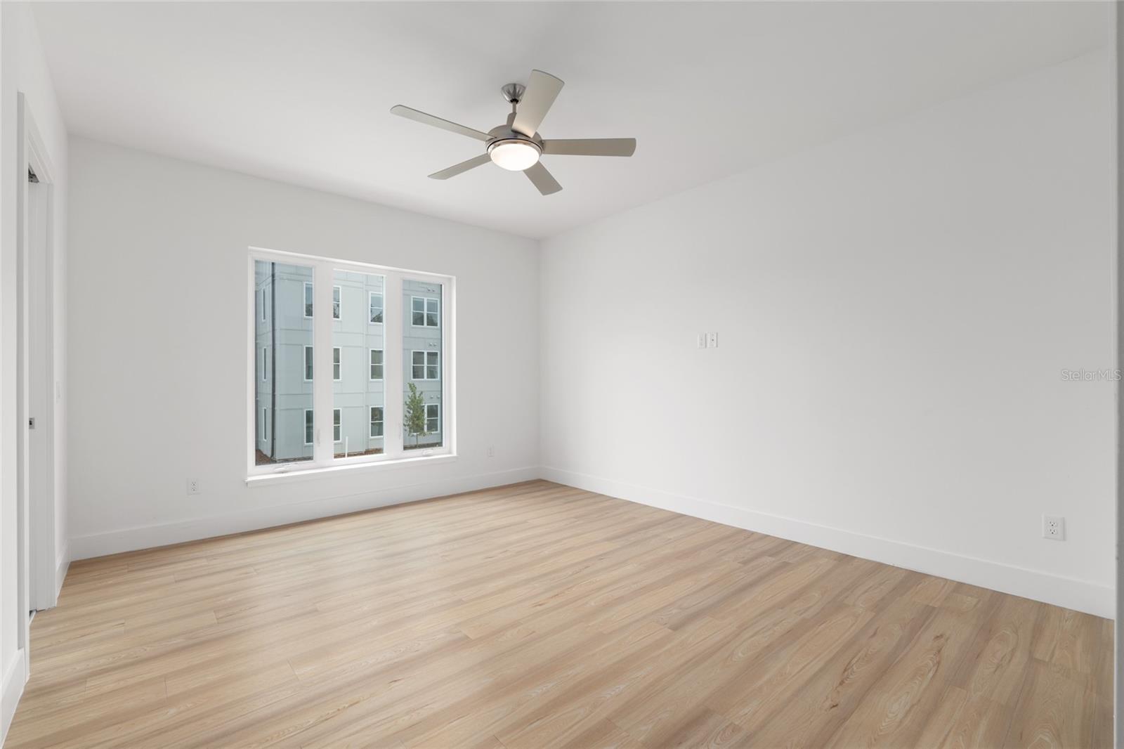Image 33 of 71 For 3288 49th Terrace